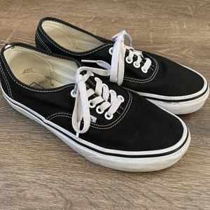 Vans Black Classics